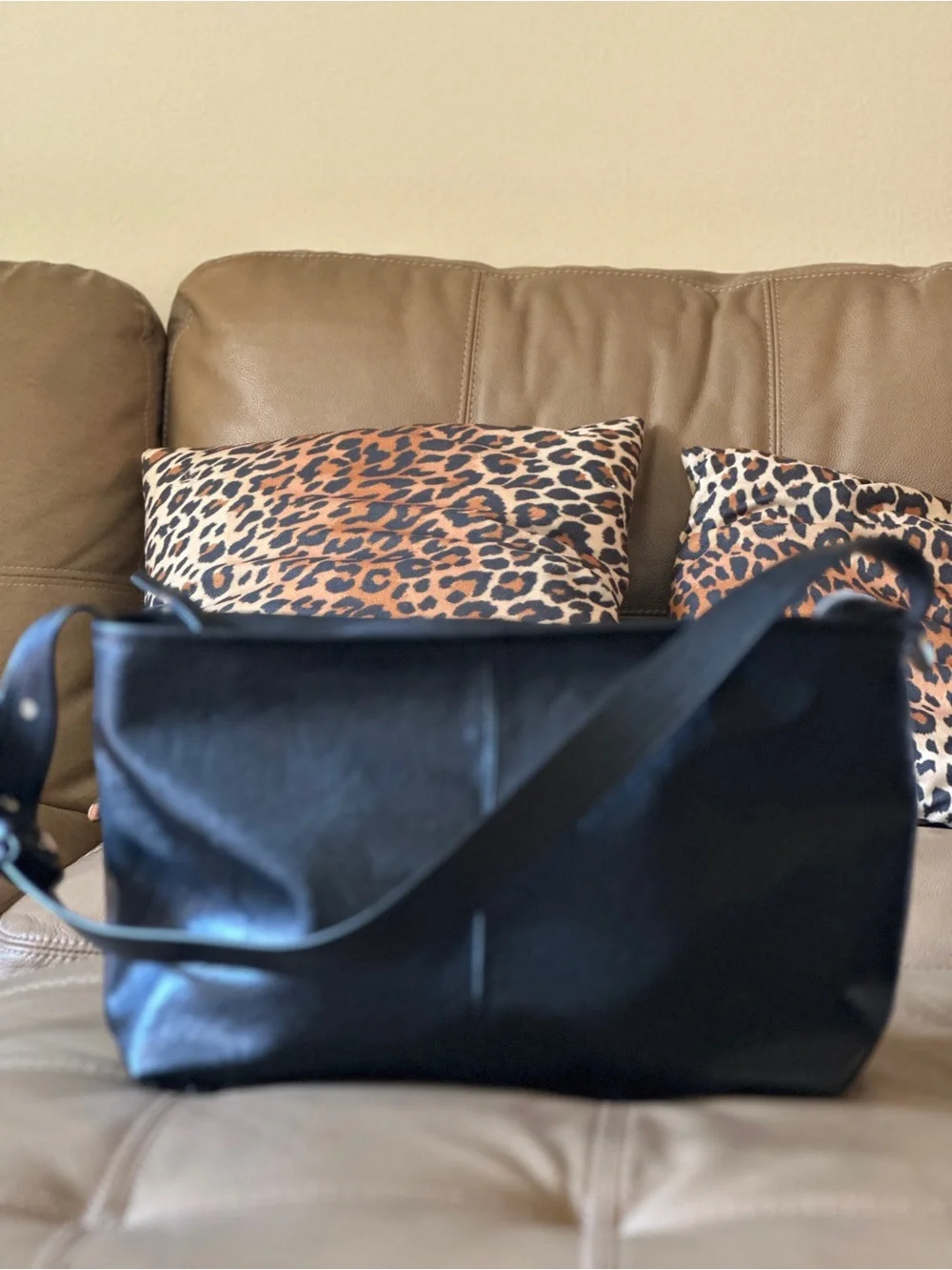 Sleek Black Leather Crossbody Bag